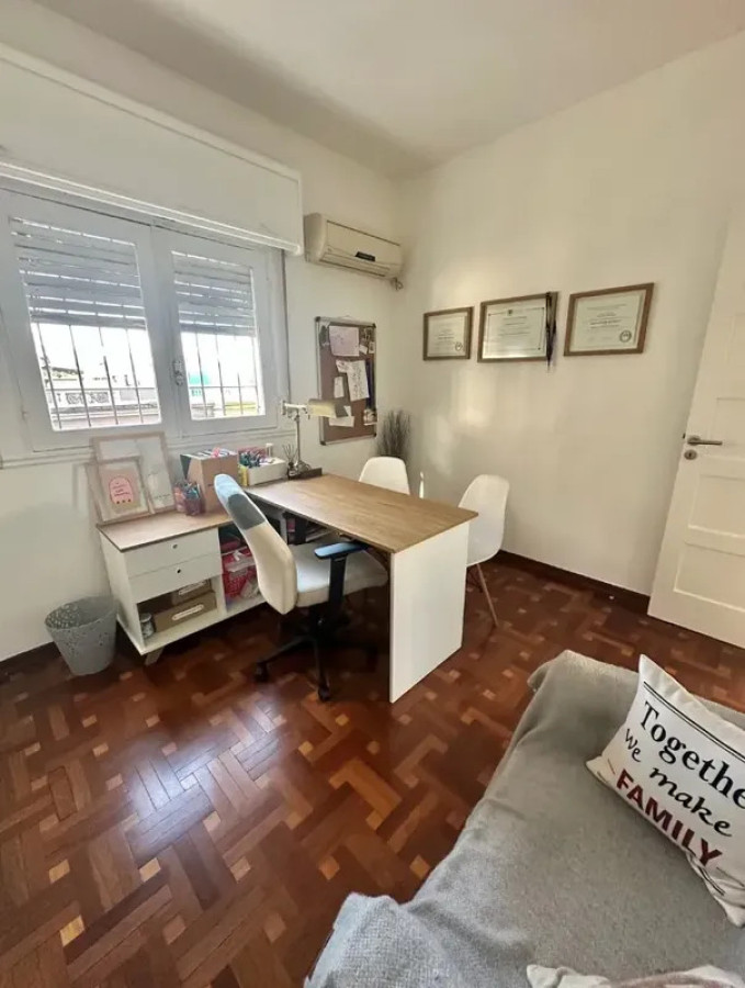 Casa ID.6069 - Alquiler Casa 3 Dormitorios Pocitos con patio y cochera