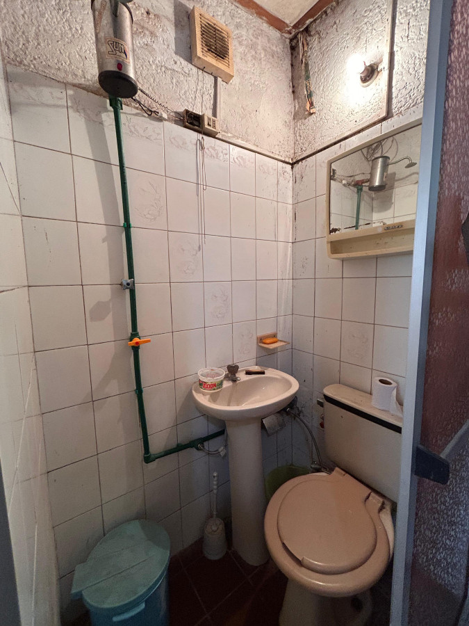 Casa ID.4680 - Venta Casa 3 Dormitorios Reducto con garaje,barbacoa y patio