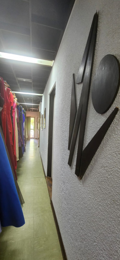 Casa ID.6049 - Venta Casa 2 Dormitorios Aires Puros con Garaje y Patio