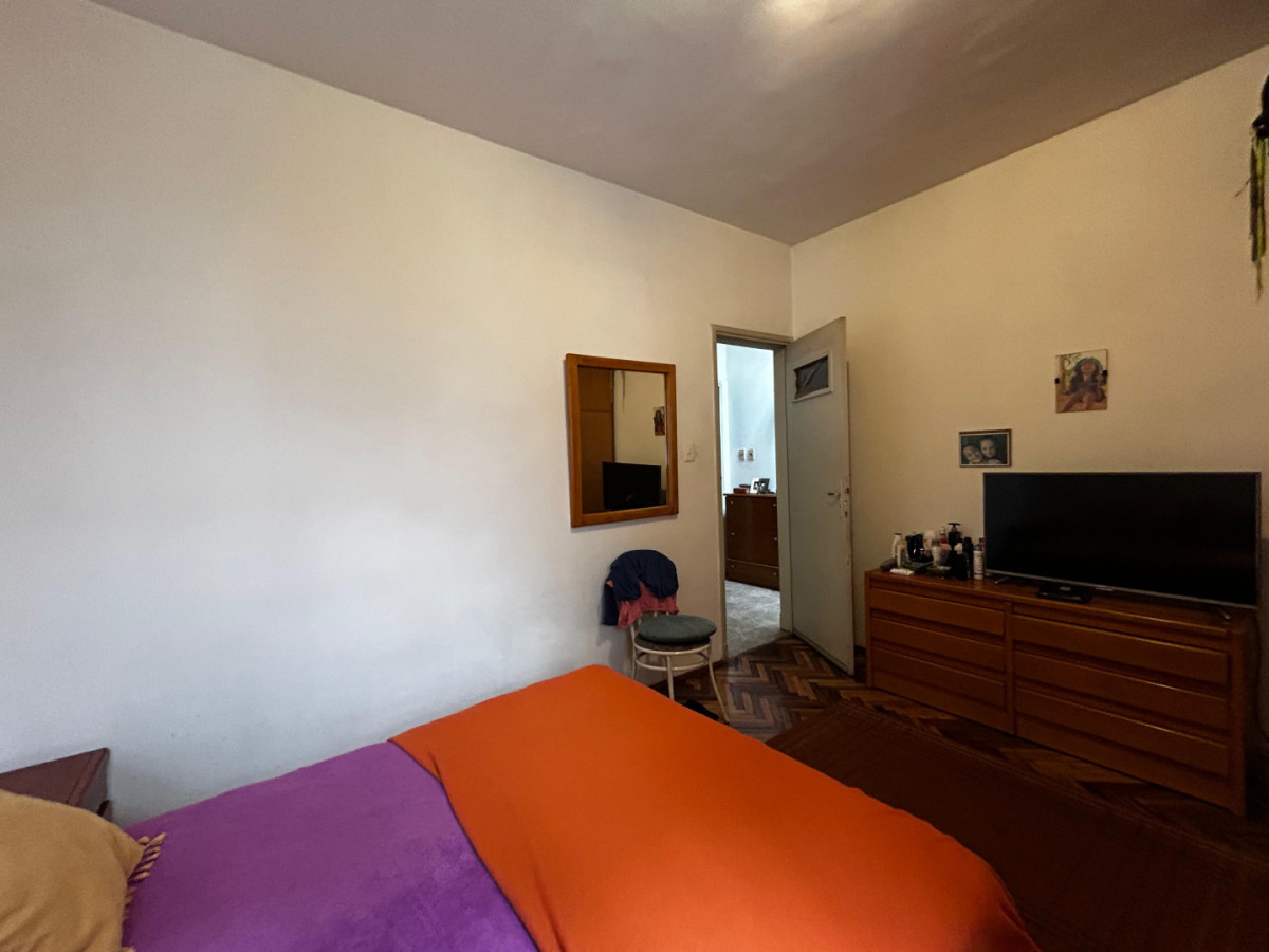 Casa ID.5459 - Venta Casa Ph 4 Dormitorios Aguada con Garaje y Patio