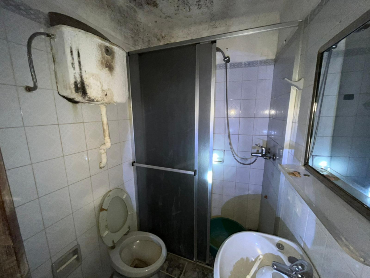 Casa ID.5888 - Venta Casa a Reciclar 2 Dormitorios Aguada terraza y parrillero