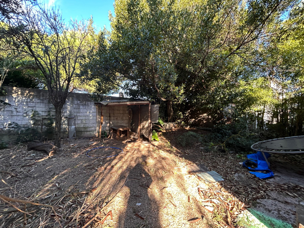 Casa ID.4848 - Venta Padron Unico con 3 Viviendas Flor de Maroñas Inversion