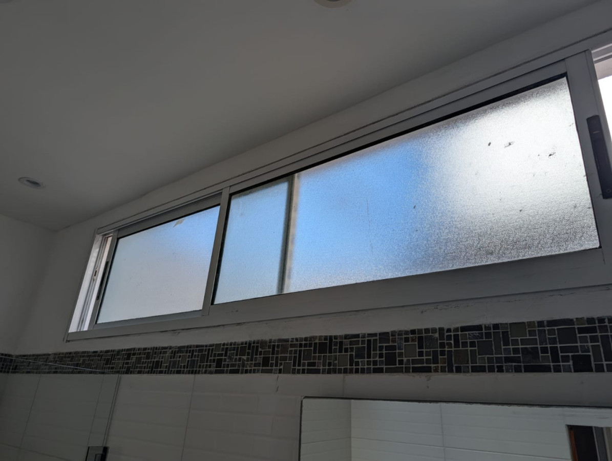 Casa ID.5946 - Alquiler o Venta Casa ideal Empresa La Blanqueada 160m2