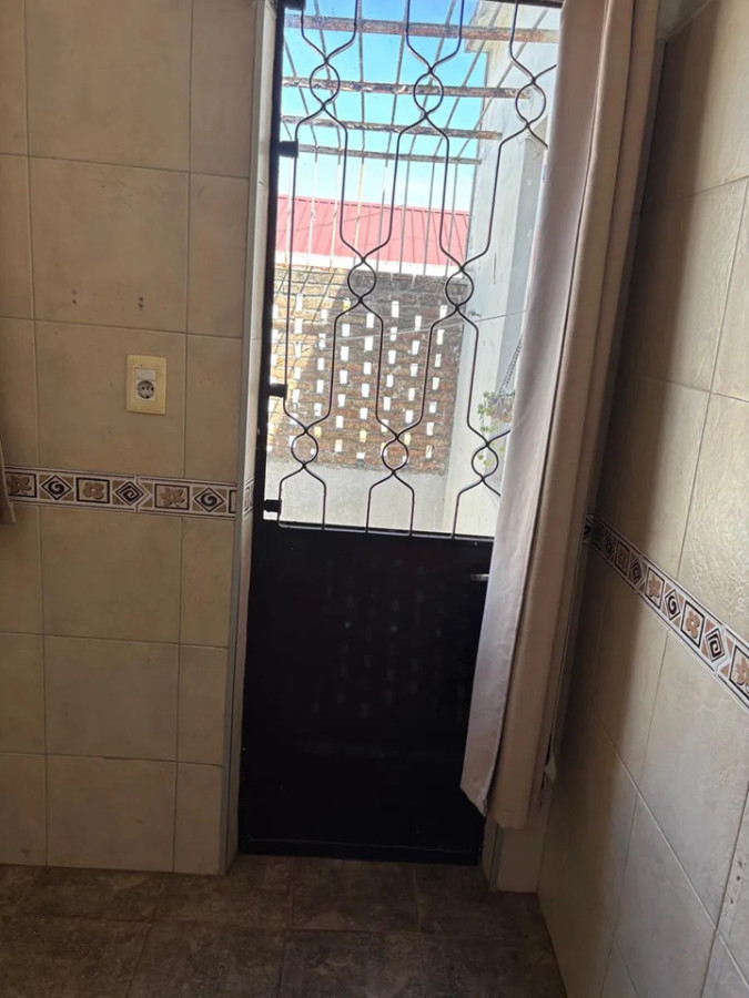 Casa ID.5789 - Alquiler Casa de Altos 2 Dormitorios y Terraza Brazo Oriental