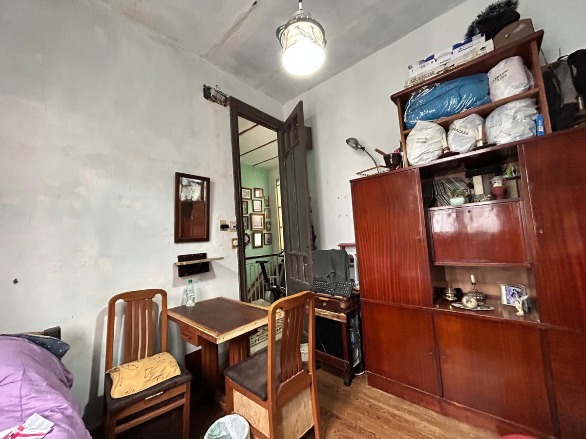 Casa ID.3381 - Venta Casa 2 Dormitorios Ciudad Vieja con Patio y Parrillero