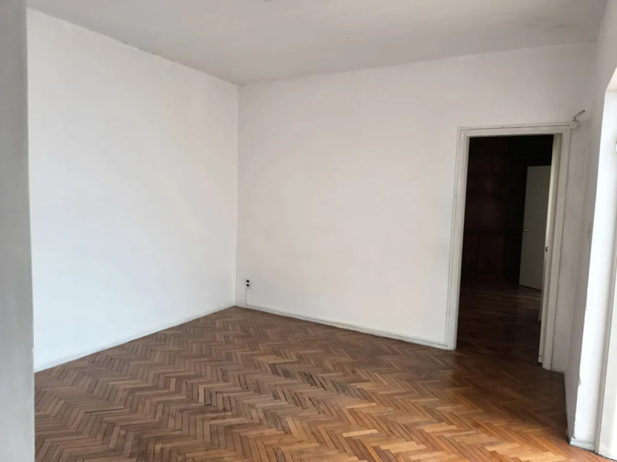 Casa ID.5743 - Alquiler Casa de Altos 4 Dormitorios Centro Ideal Empresa 