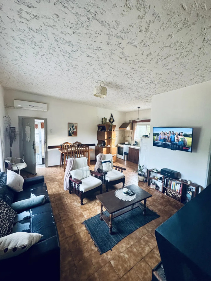 Casa ID.6081 - Venta Casa y Apartamento Padron Unico Solymar con Barbacoa