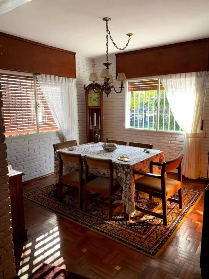 Casa ID.4428 - Venta Casa 3 Dormitorios Carrasco Garaje y Piscina