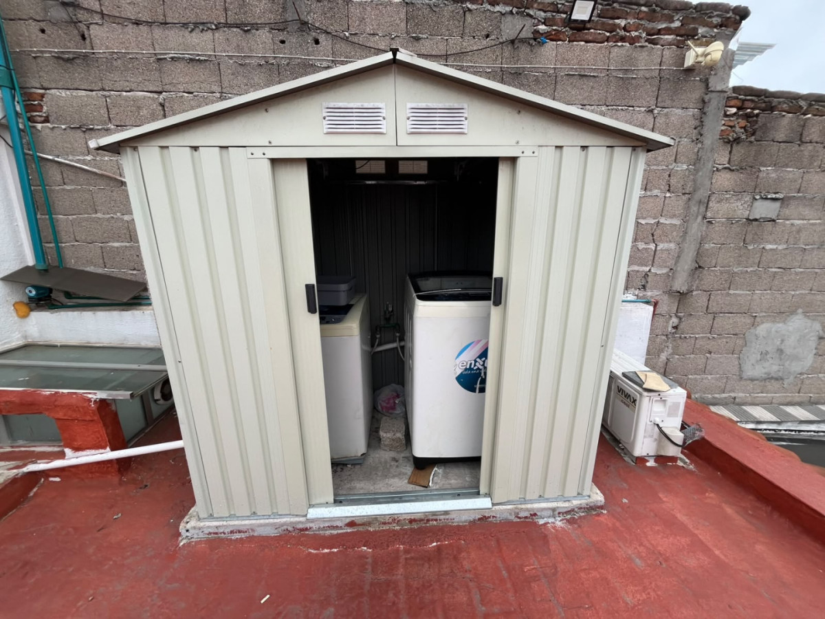 Casa ID.6657 - Venta Casa 4 Dormitorios La Blanqueada con patio y cochera