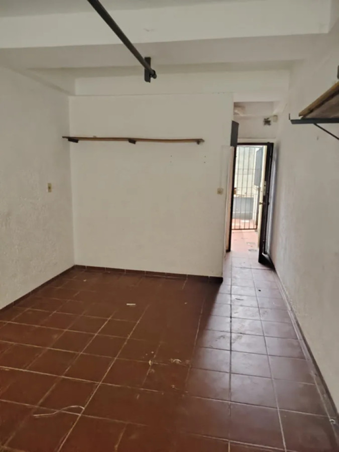 Casa ID.5027 - Venta y Alquiler Casa 3 o 4 Dormitorios Carrasco con Garaje y Patio