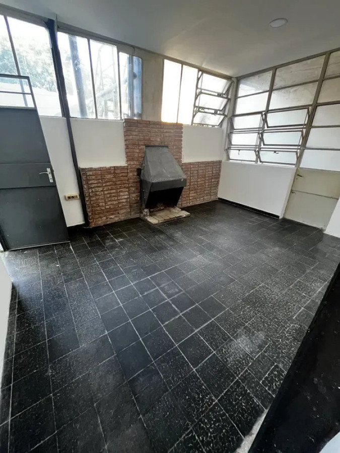 Casa ID.6011 - Alquiler Casa 3 Dormitorios Prado con patio