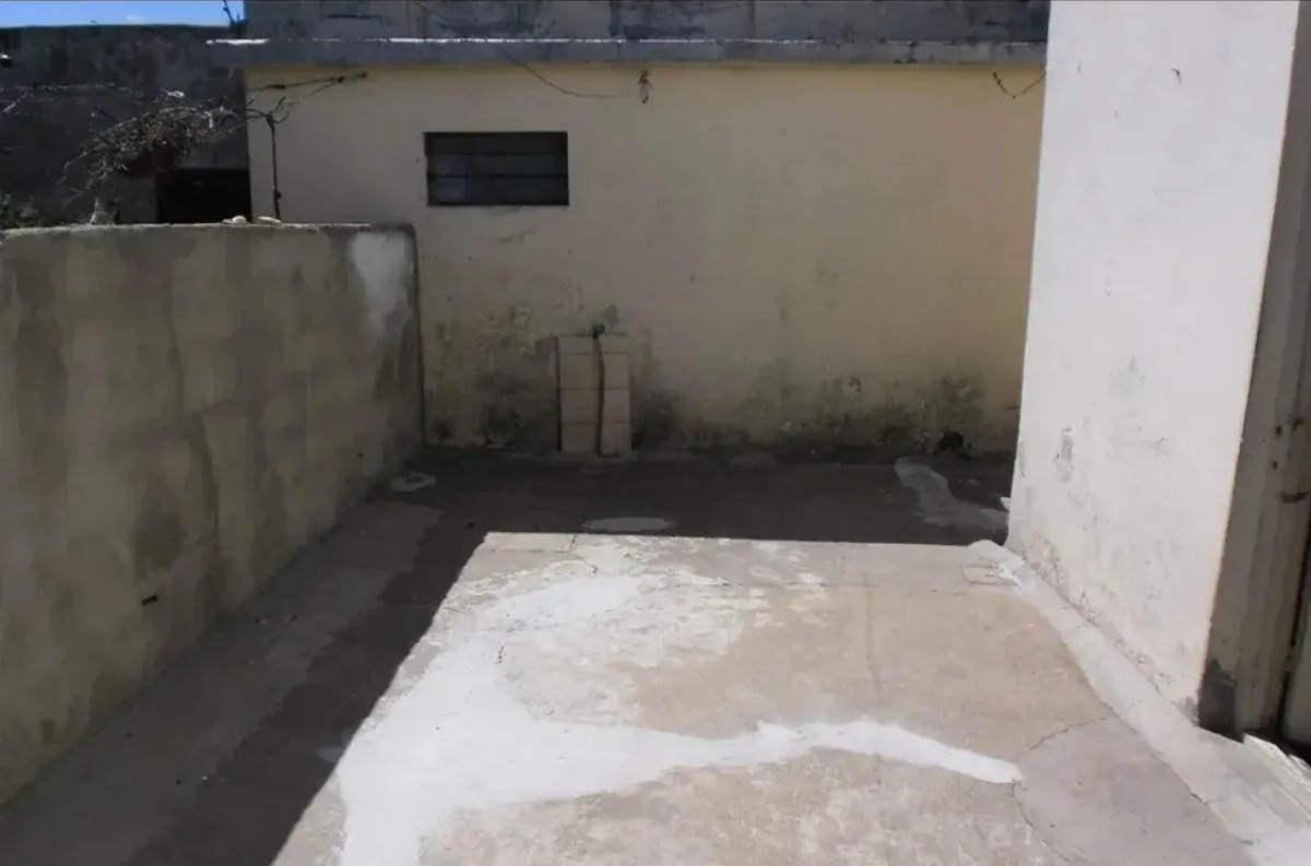 Casa ID.4910 - Alquiler Casa 3 Dormitorios Cerro con patio y cochera 