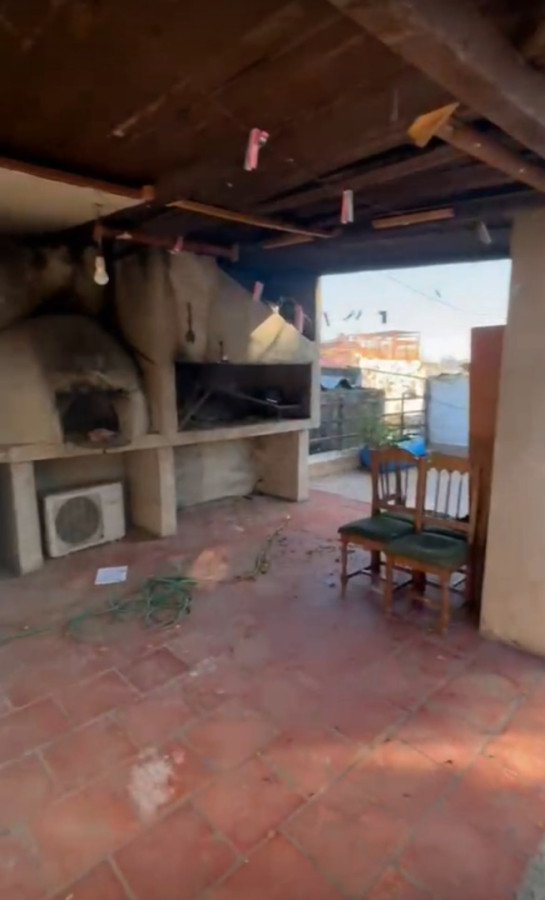 Casa ID.6523 - Venta Casa 3 Dormitorios Con Galpón de 15x8 La Comercial