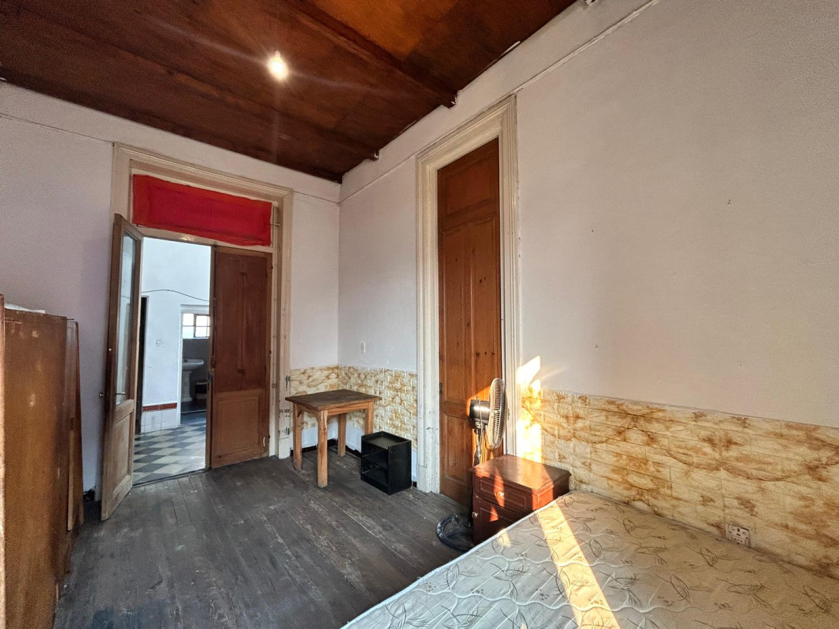 Casa ID.3549 - Venta Casa 4 Dormitorios Centro con Balcón 