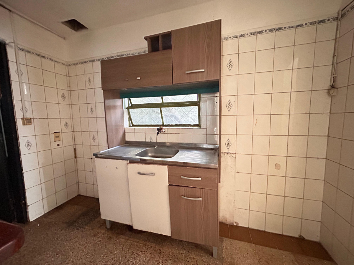 Casa ID.4848 - Venta Padron Unico con 3 Viviendas Flor de Maroñas Inversion