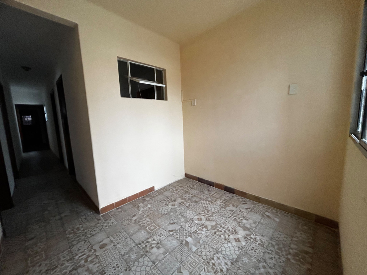 Casa ID.4774 - Venta Casa 4 Dormitorios Unión con balcón 
