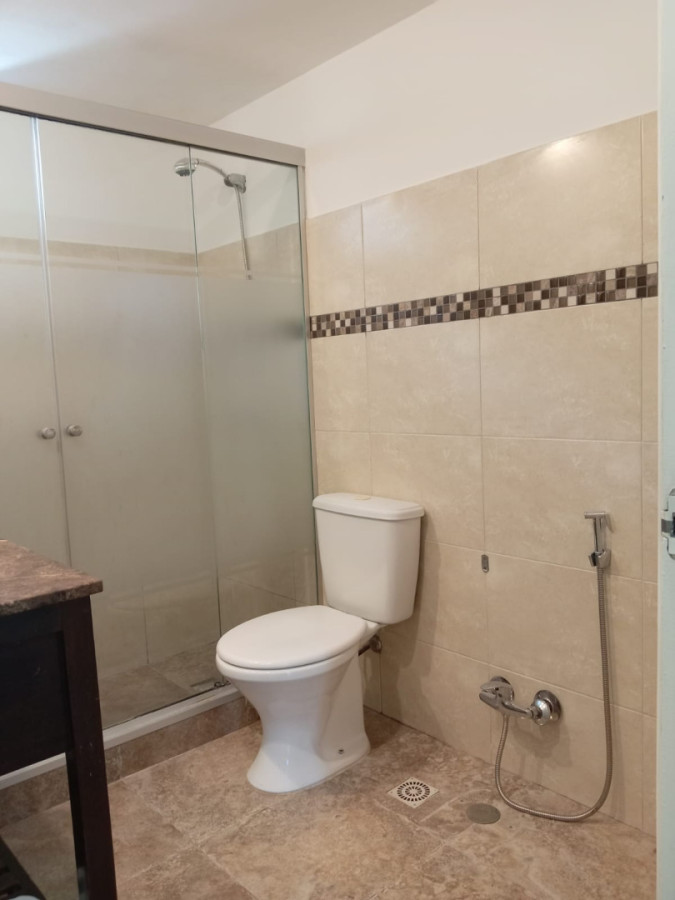 Casa ID.5795 - Alquiler Apartamento tipo Casa 3 Dormitorios y Patio Palermo