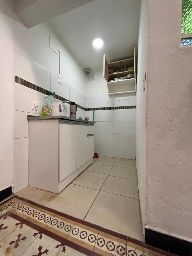 Casa ID.5232 - Venta con renta Casa 4 Dormitorios Cordon con patio y garaje