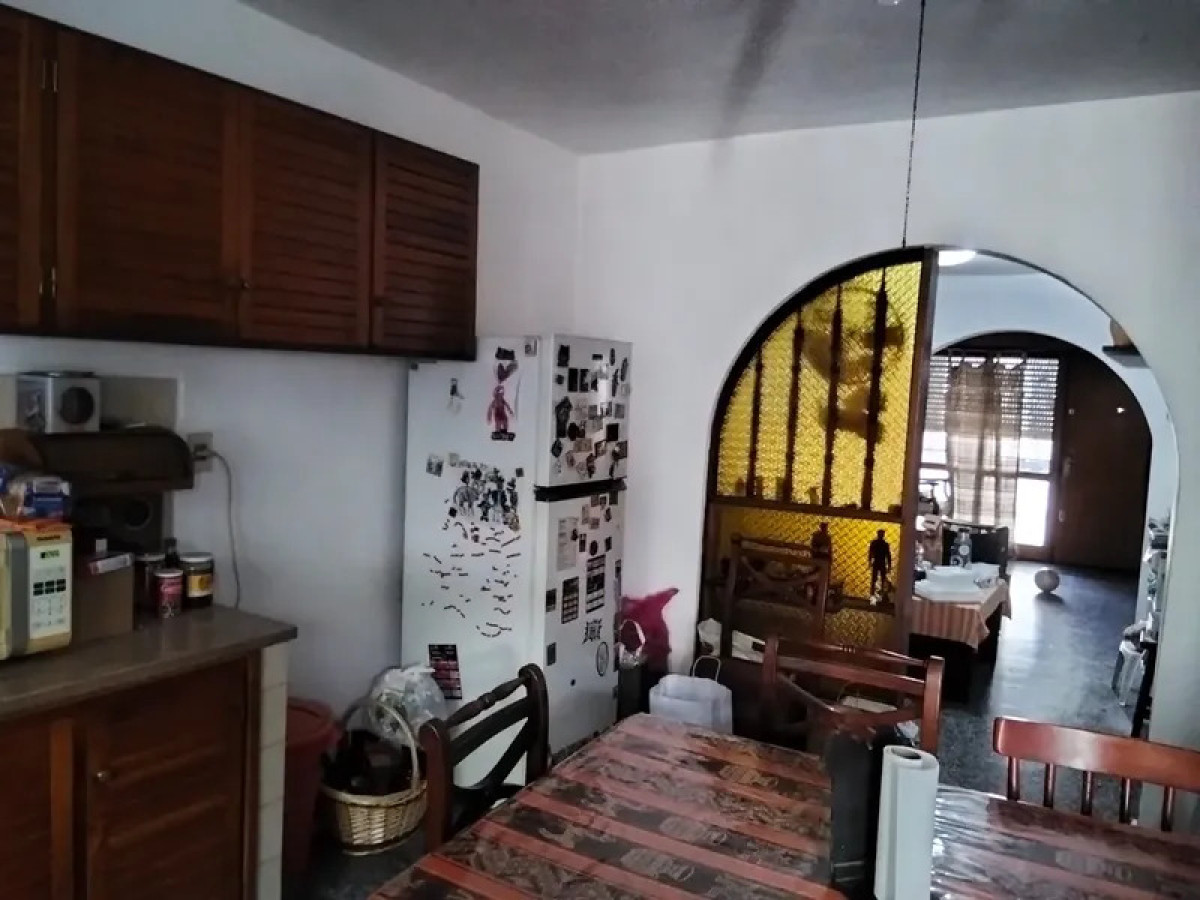 Casa ID.6402 - Venta Casa 3 Dormitorios La Coercial con patio y garaje
