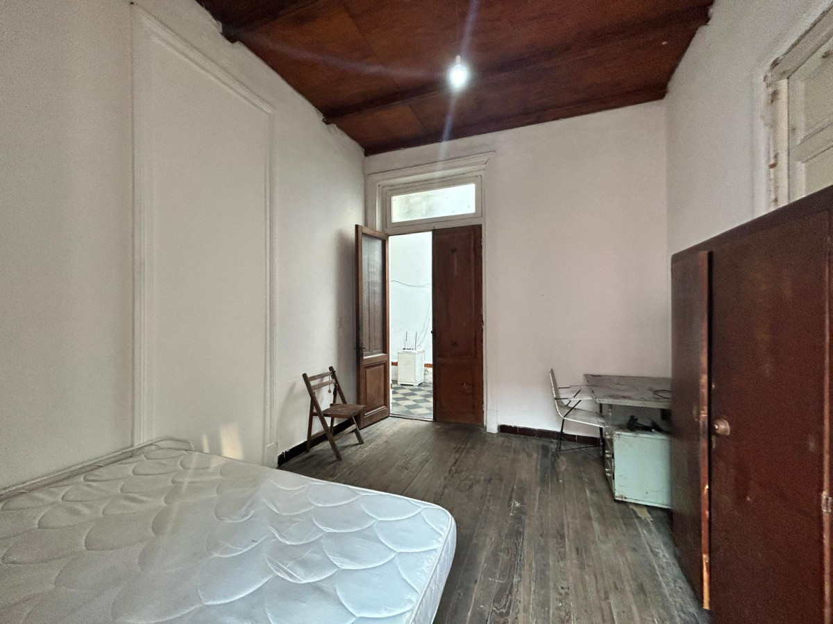 Casa ID.3549 - Venta Casa 4 Dormitorios Centro con Balcón 