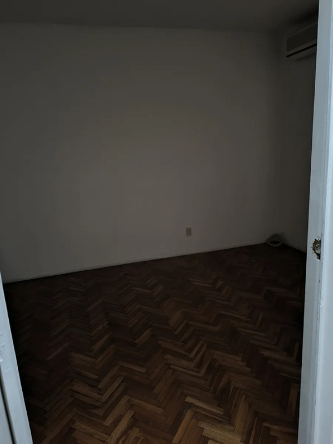 Casa ID.5743 - Alquiler Casa de Altos 4 Dormitorios Centro Ideal Empresa 