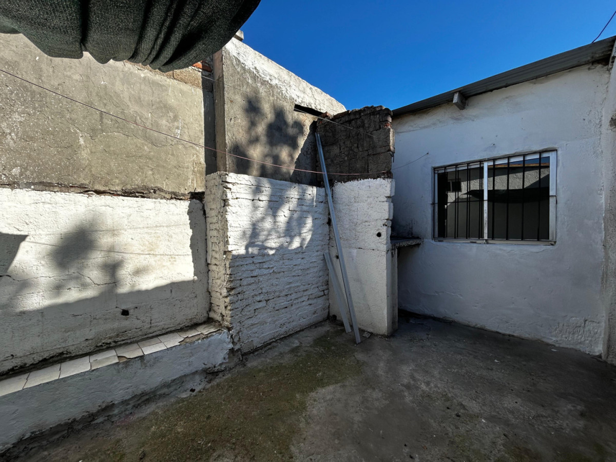 Casa ID.5466 - Alquiler Casa 2 Dormitorios Sayago con Patio