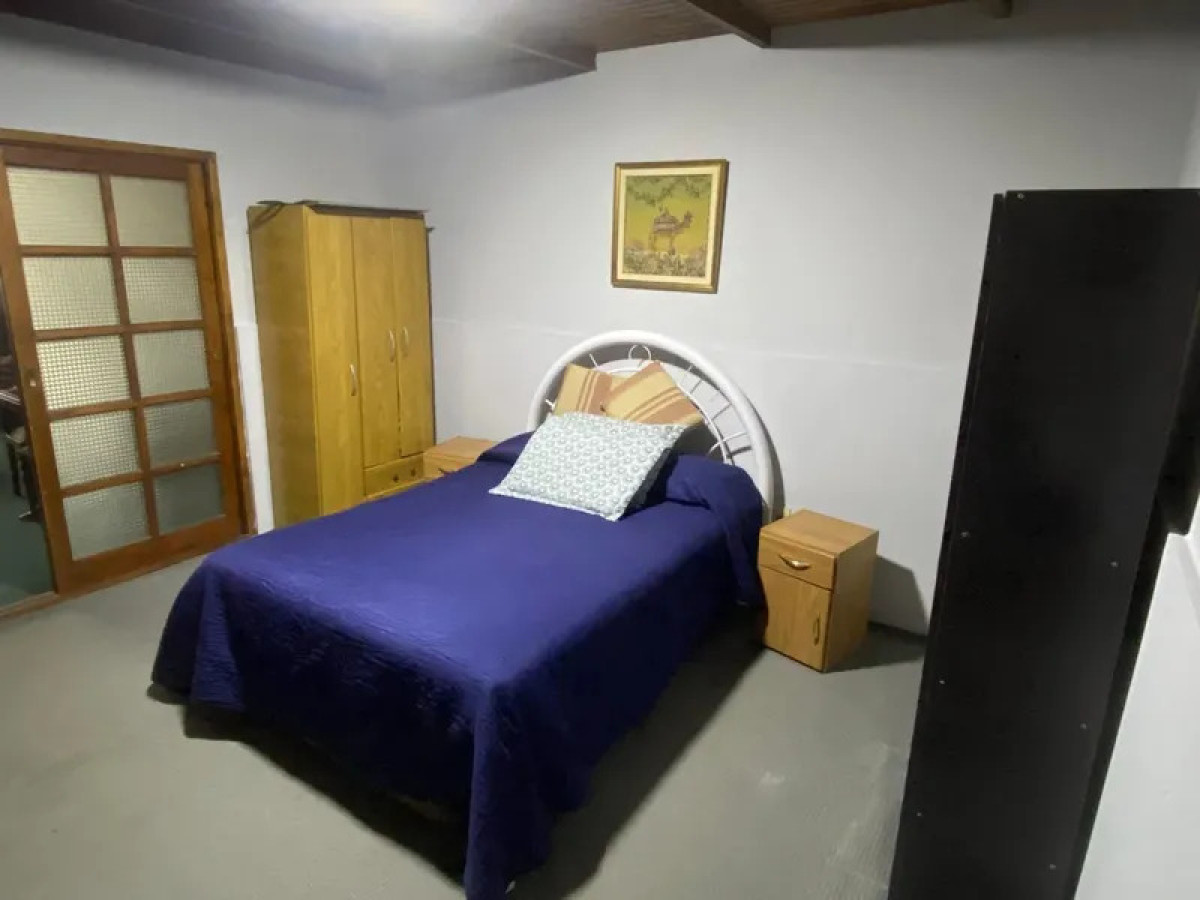 Casa ID.6268 - Venta Casa 3 Dormitorios Brazo Oriental con patio y cochera