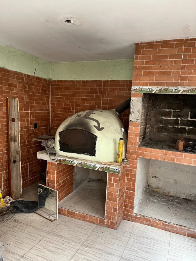 Casa ID.5018 - Venta Casa 2 Dormitorios Villa Española con jardin y cochera