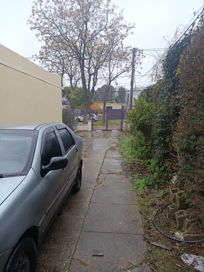 Casa ID.4633 - Venta Casa 3 Dormitorios Colón con Cochera y Parrillero