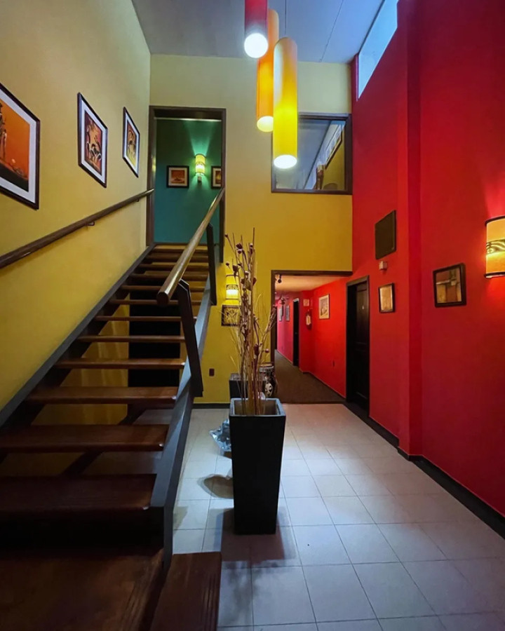 Casa ID.4852 - Venta Hotel Iberia Centro Montevideo Inversión