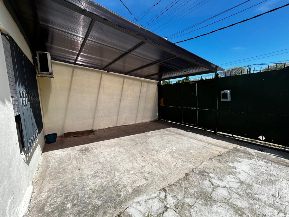 Casa ID.5527 - Inversión Venta con 10% de Renta 3 Casas con Patios