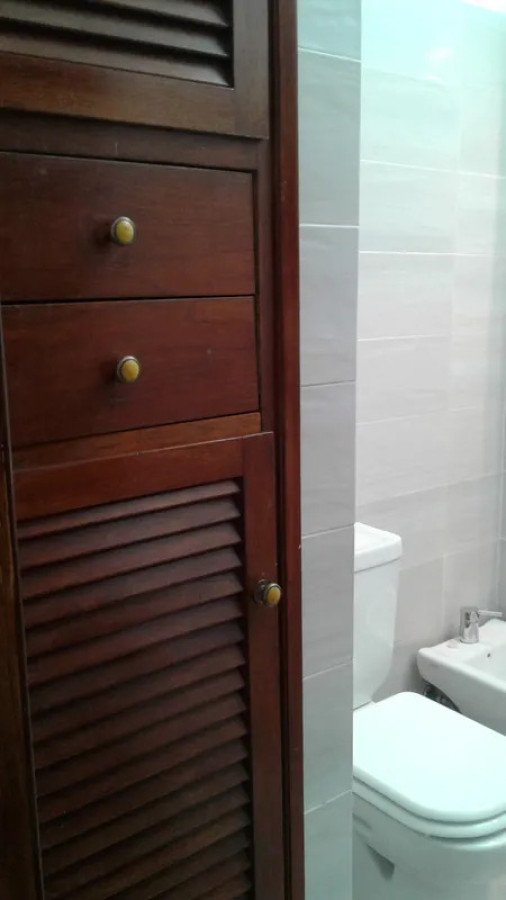 Casa ID.5885 - Alquiler Casa 2 Dormitorio Buceo con patio con parrillero