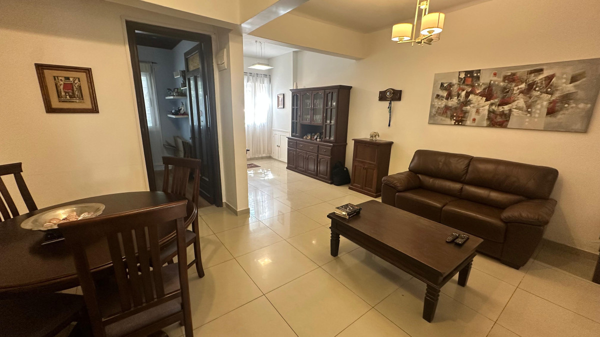 Casa ID.4519 - Venta Casa en PH 2 Dormitorios Pocitos con patio con barbacoa