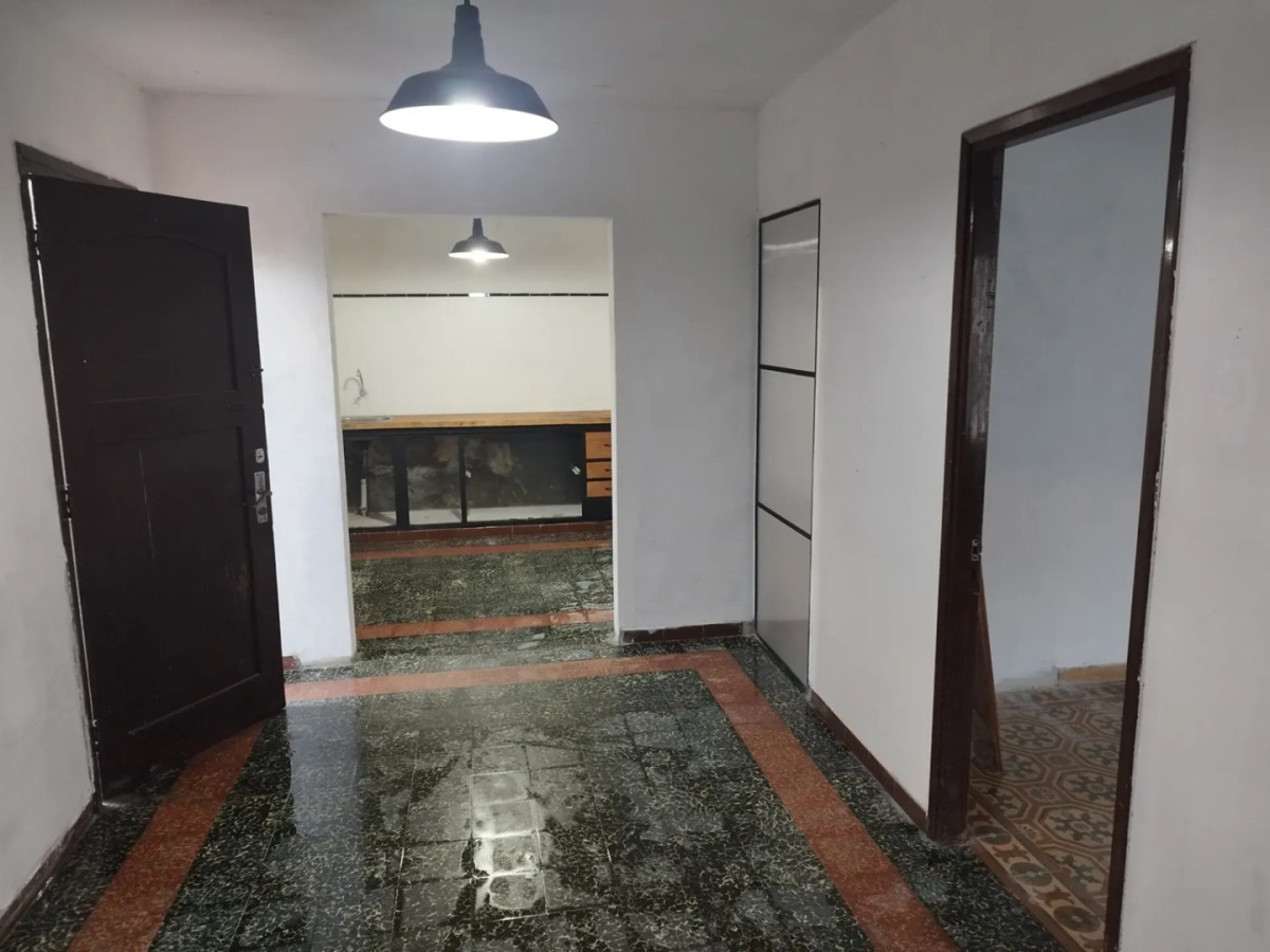 Casa ID.6217 - Alquiler Casa 2 Dormitorios Cerro con Cochera y Patio