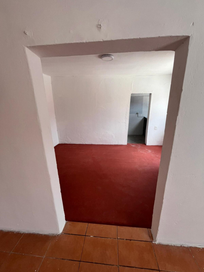 Casa ID.5172 - Alquiler o Venta Casa 1 Dormitorio Cerrito con Patio