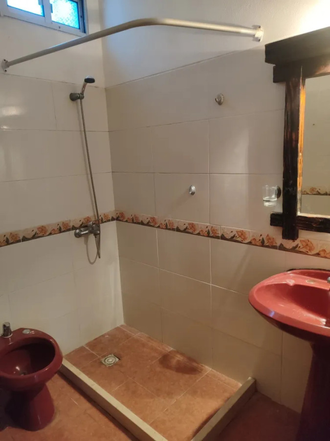 Casa ID.5085 - Alquiler o Venta Casa 3 Dormitorios Cerrito patio y garaje