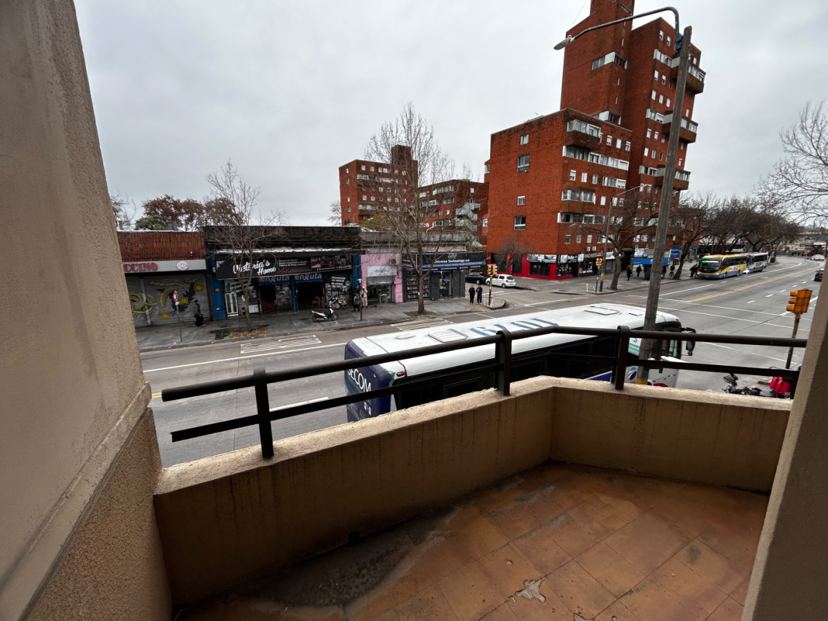 Casa ID.4774 - Venta Casa 4 Dormitorios Unión con balcón 