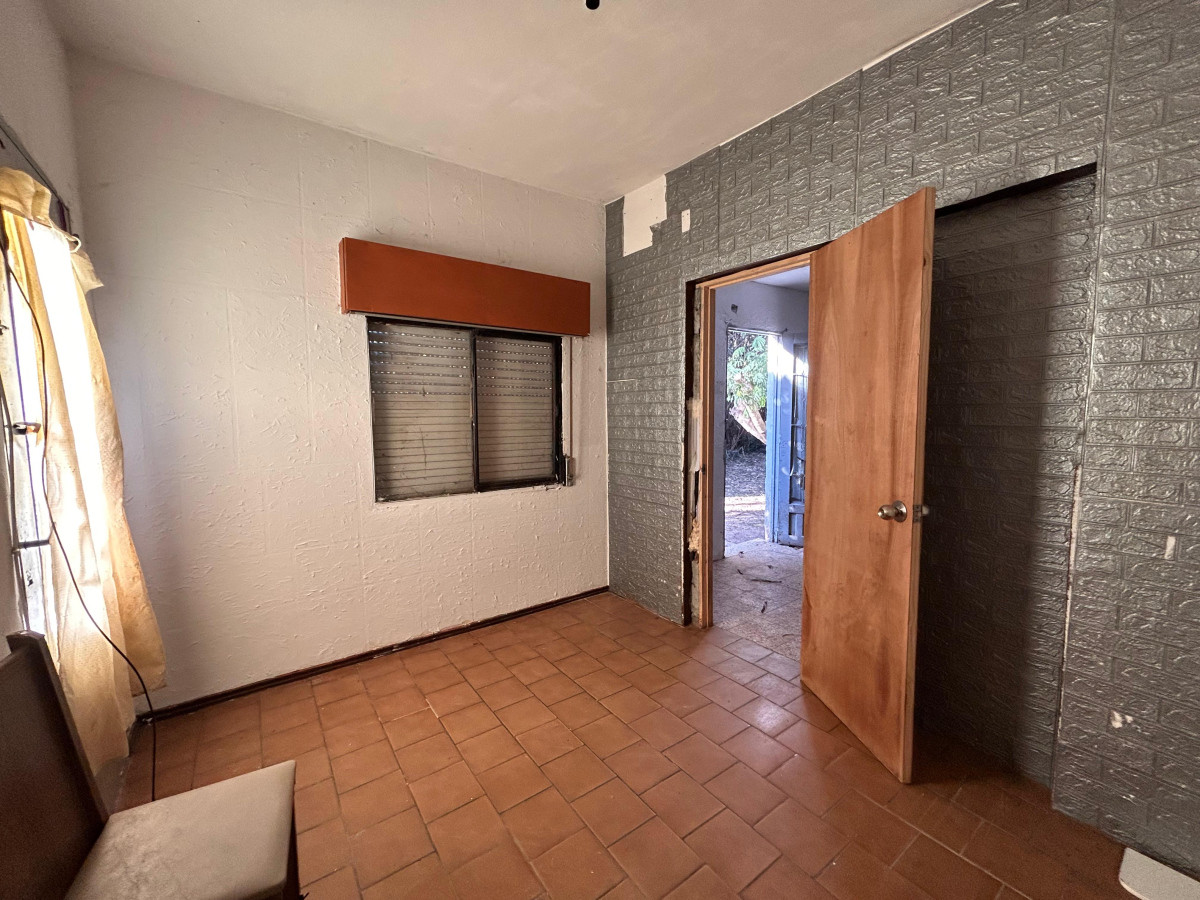 Casa ID.4848 - Venta Padron Unico con 3 Viviendas Flor de Maroñas Inversion