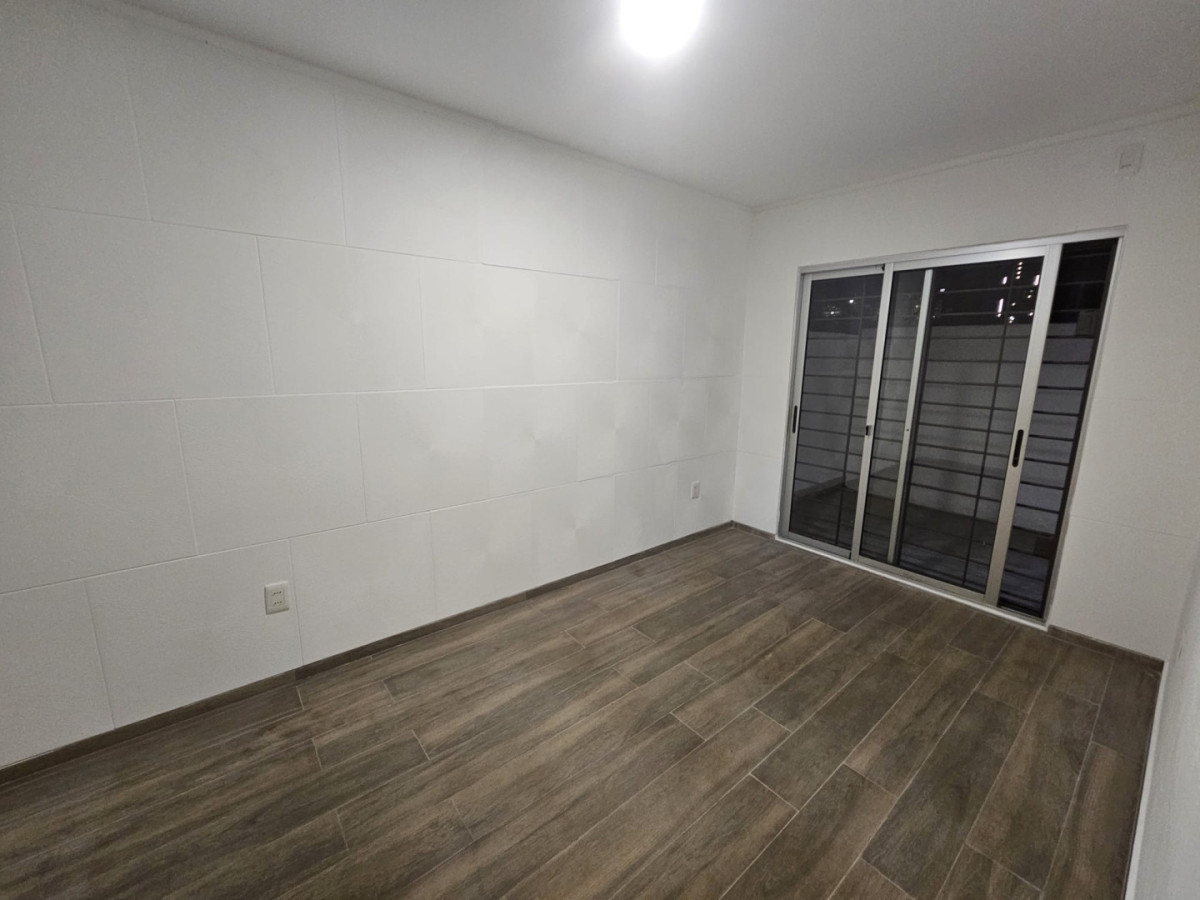 Casa ID.6564 - Alquiler Casa en PH 1 Dormitorio Buceo con patio