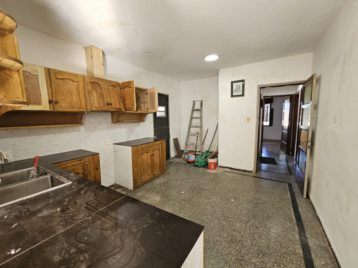 Casa ID.5931 - Venta Casa 2 Dormitorios Barbacoa Perez Castellano