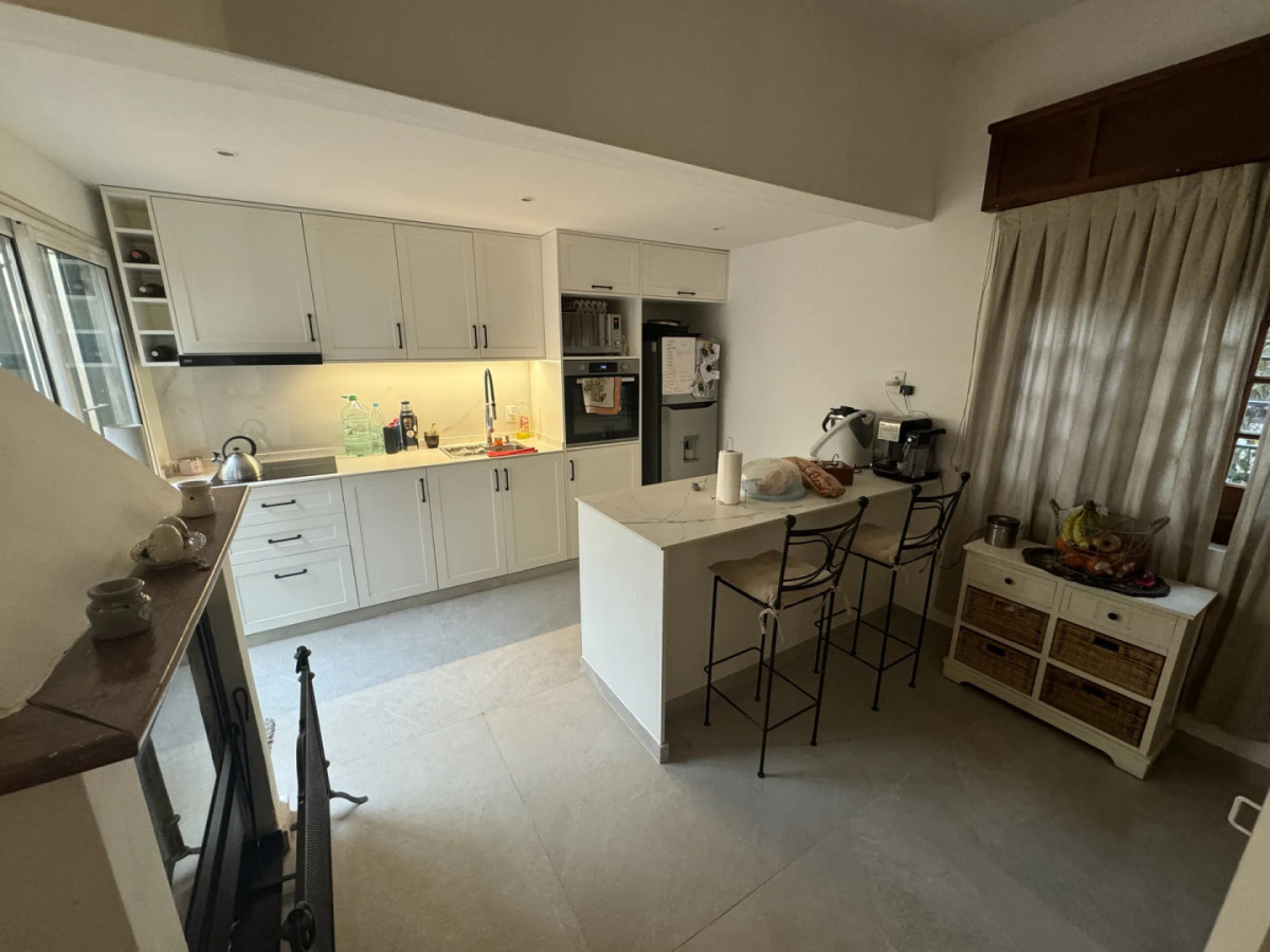 Casa ID.5626 - Venta Casa 3 Dormitorios Prado con patio y garaje