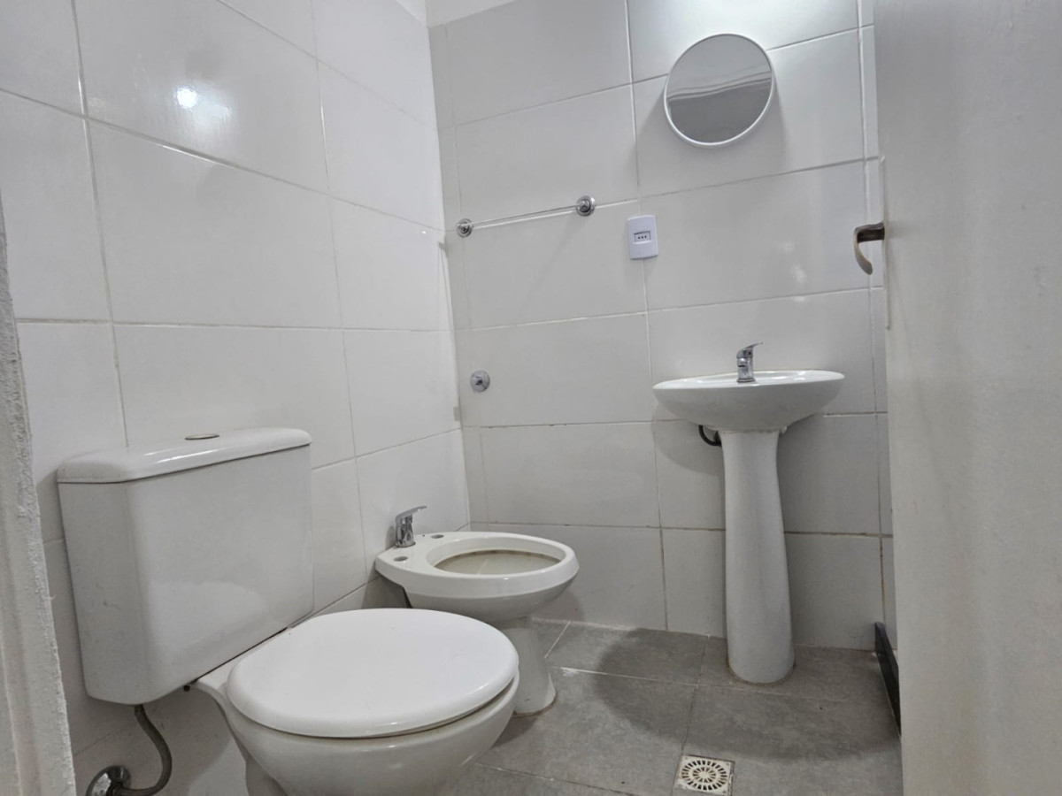 Casa ID.5650 - Alquiler Casa 1 Dormitorio La Teja con patio