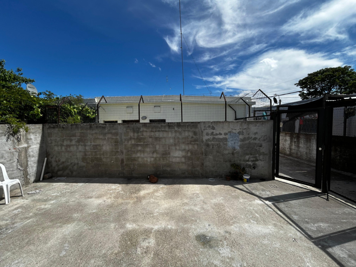 Casa ID.5527 - Inversión Venta con 10% de Renta 3 Casas con Patios