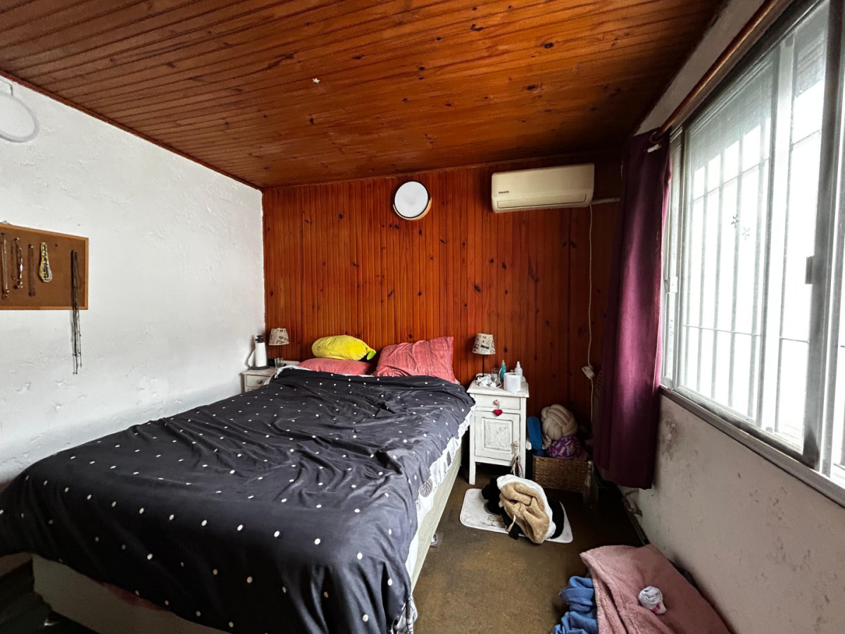 Casa ID.5459 - Venta Casa Ph 4 Dormitorios Aguada con Garaje y Patio