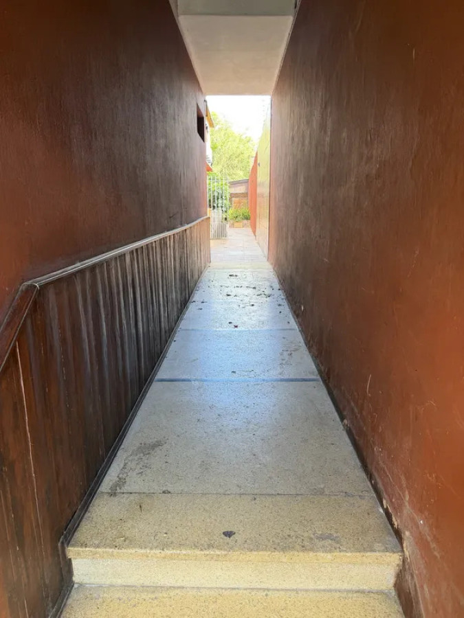 Casa ID.5700 - Alquiler Casa 1 Dormitorio Buceo con patio