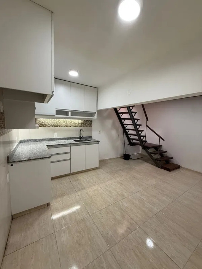 Casa ID.6205 - Alquiler Casa y Local Buceo 3 Dormitorios con Garaje