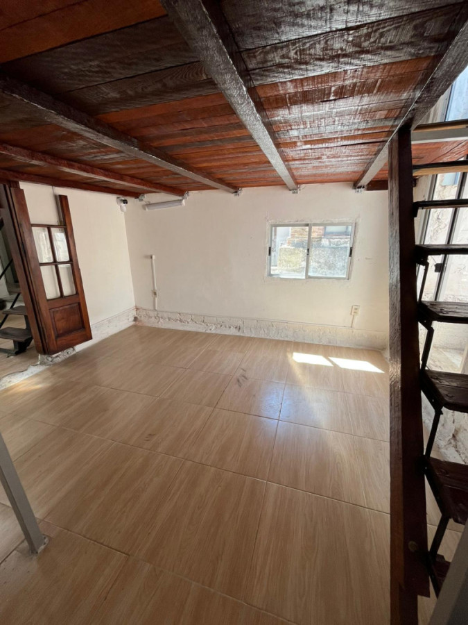 Casa ID.5446 - Venta Casa 3 o 4 Dormitorios Parque Rodo Inversion con Terraza