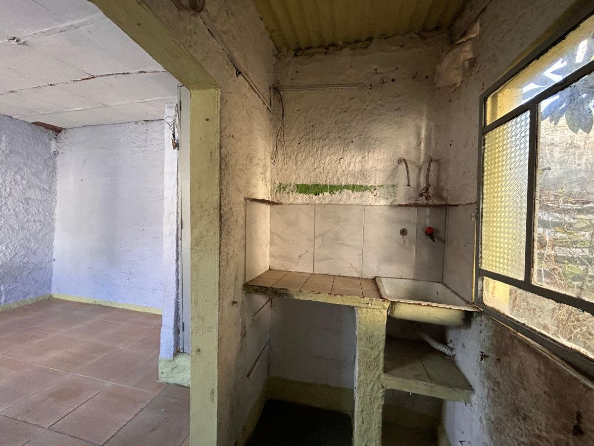Casa ID.4848 - Venta Padron Unico con 3 Viviendas Flor de Maroñas Inversion