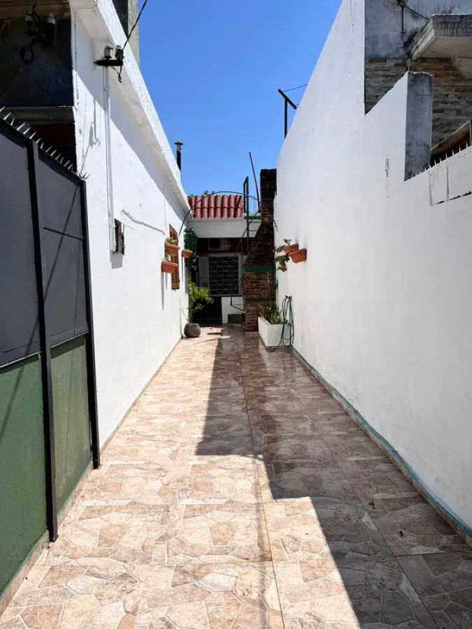 Casa ID.5881 - Alquiler Apartamento 1 Dormitorio Buceo con patio y garaje