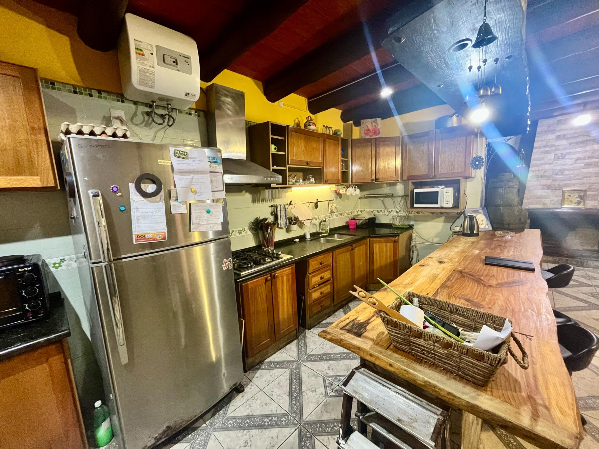 Casa ID.4498 - Venta Terreno + 2 Casas El Pinar con Piscina y Barbacoa